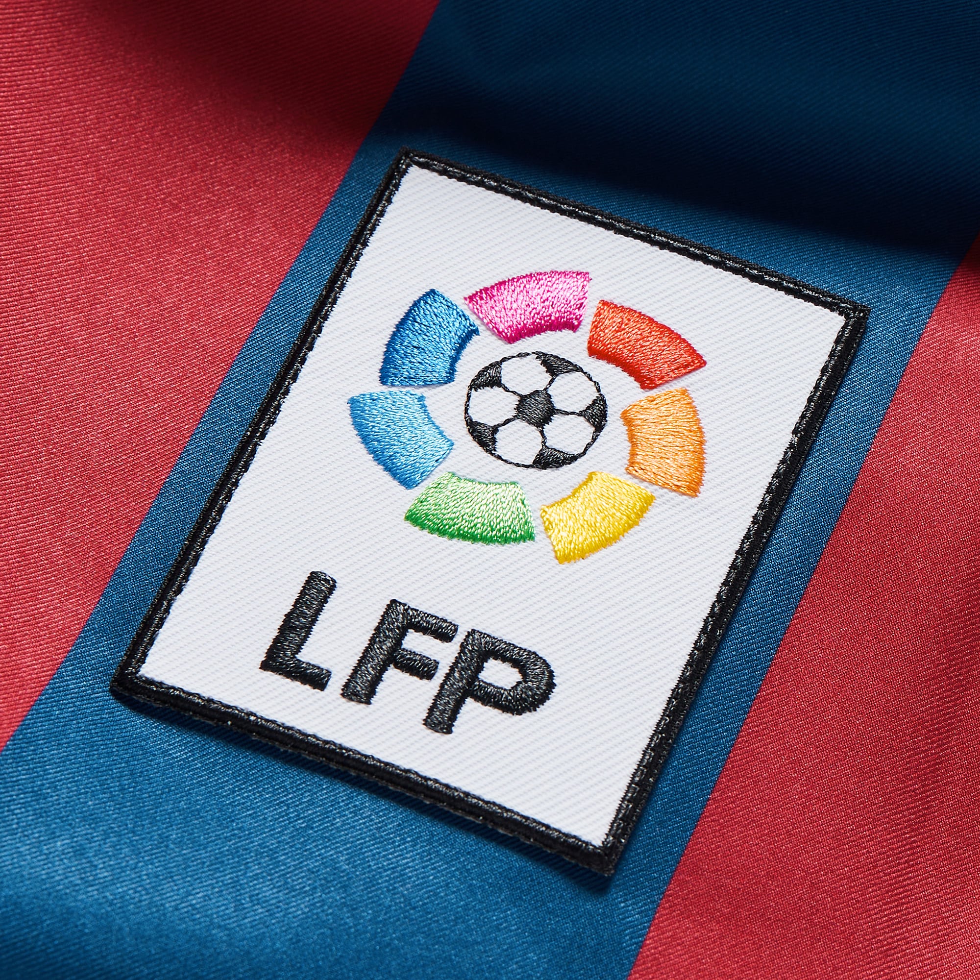 Barcelona reissue detail