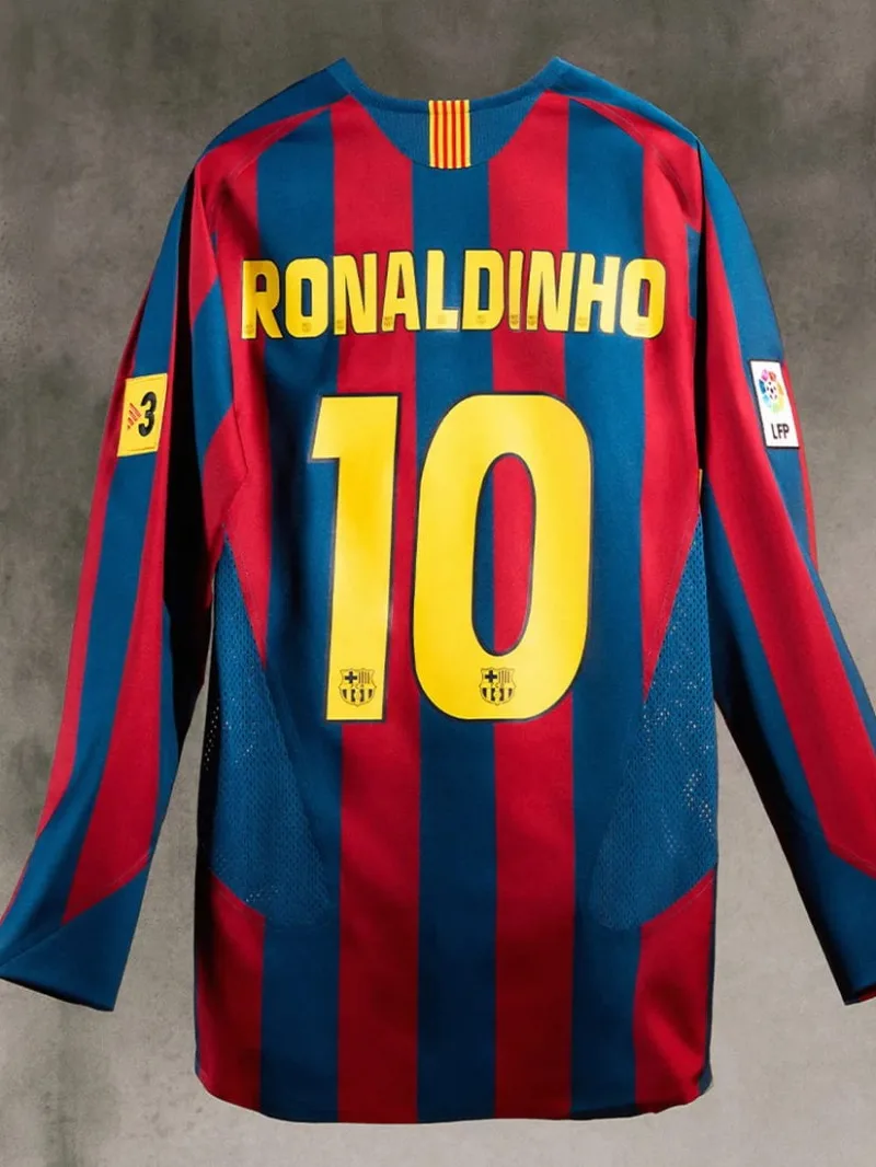 FC Barcelona 2005-06 Home Kit Reissue