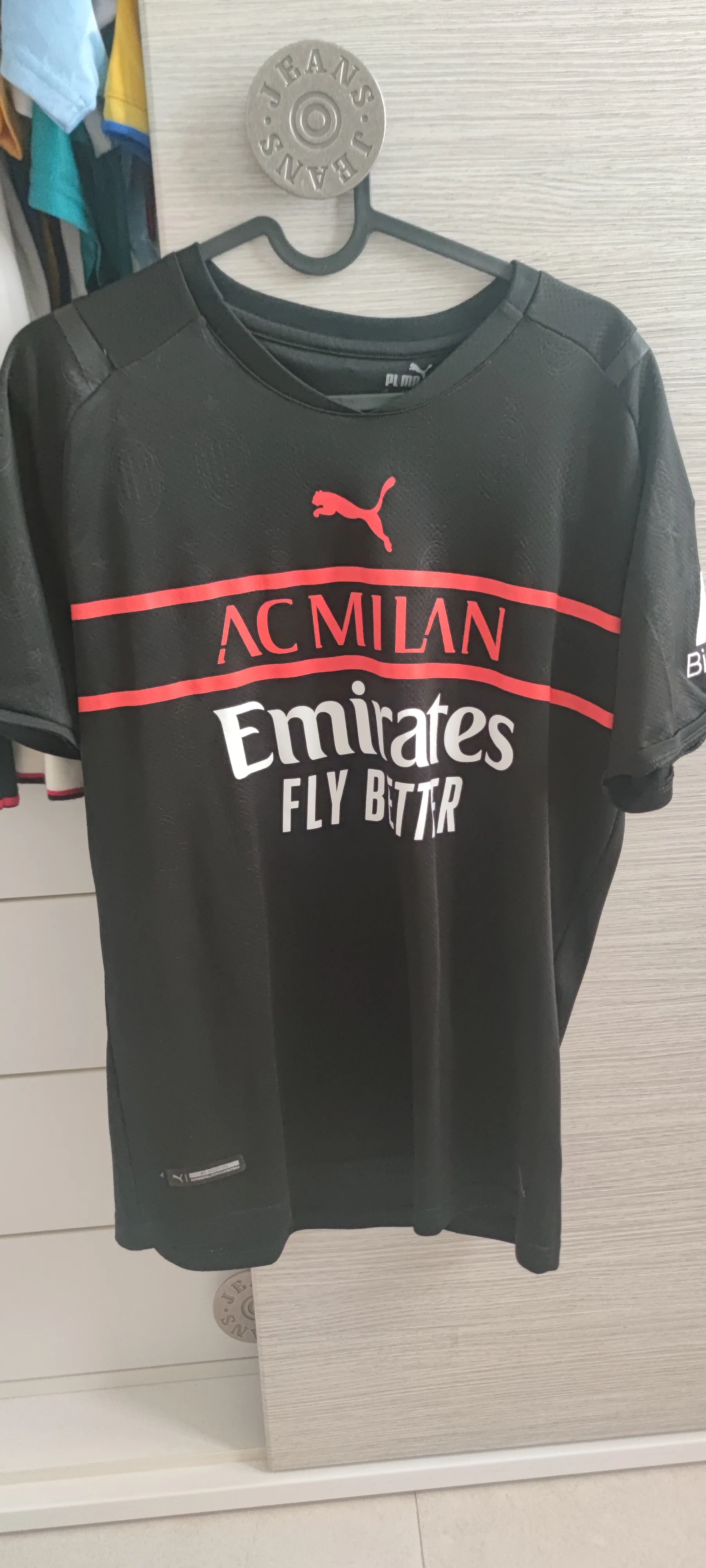 AC Milan 2021-22 Third Kit