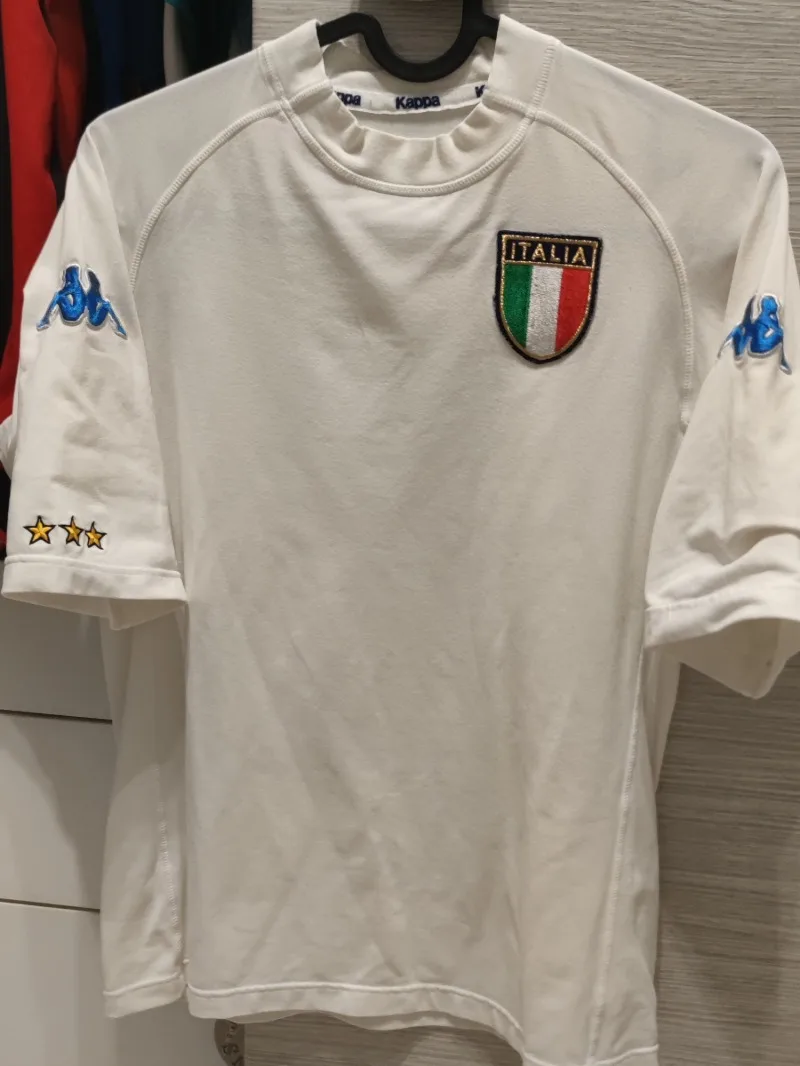 Italy 2000 Away Kit