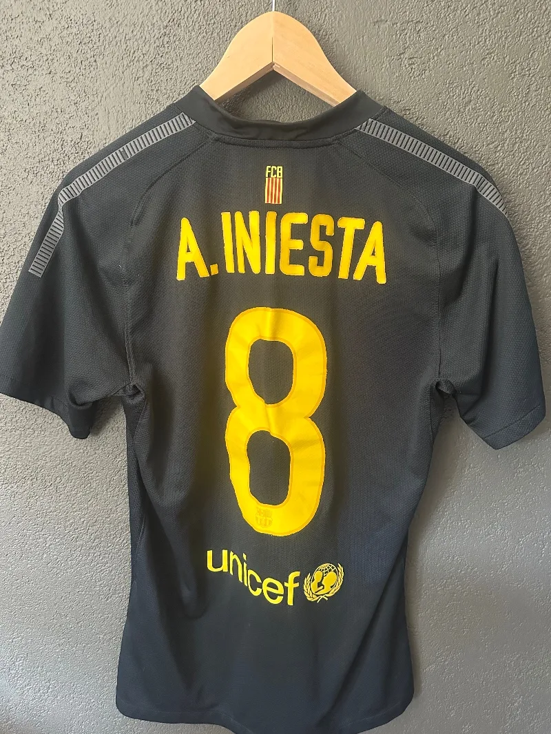 FC Barcelona 2011-12 Away Kit