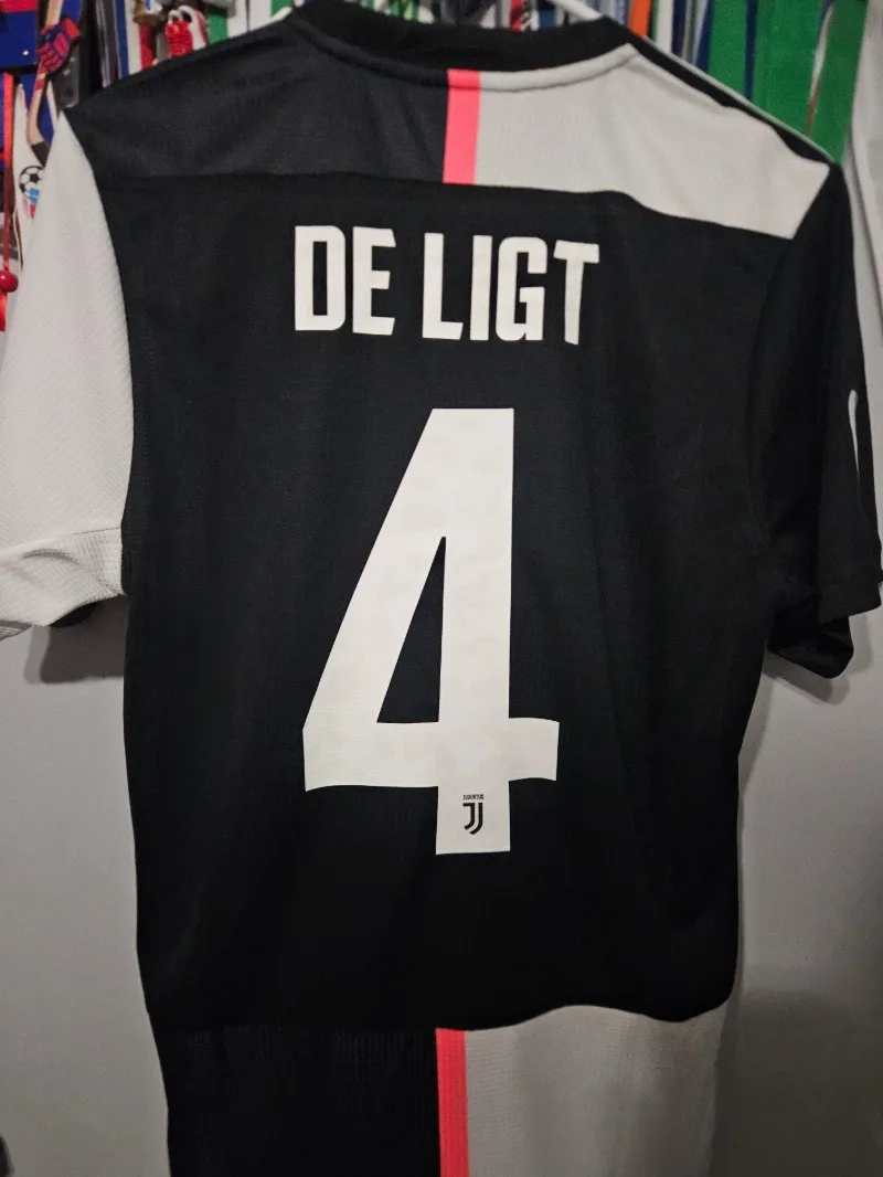 Juventus FC 2019-20 Home Kit