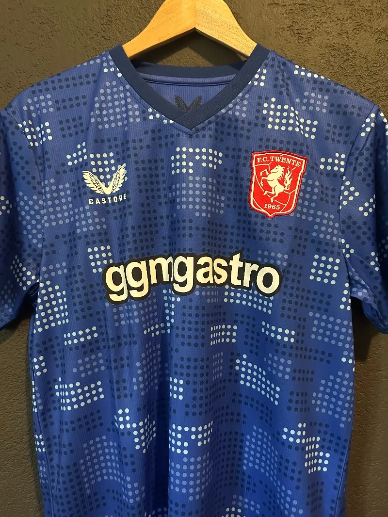 FC Twente 2025-26 Away Kit