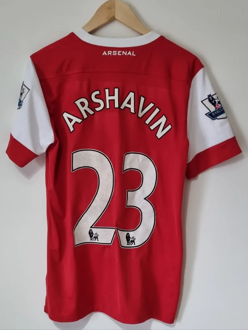 Arsenal FC 2010-11 Home Kit