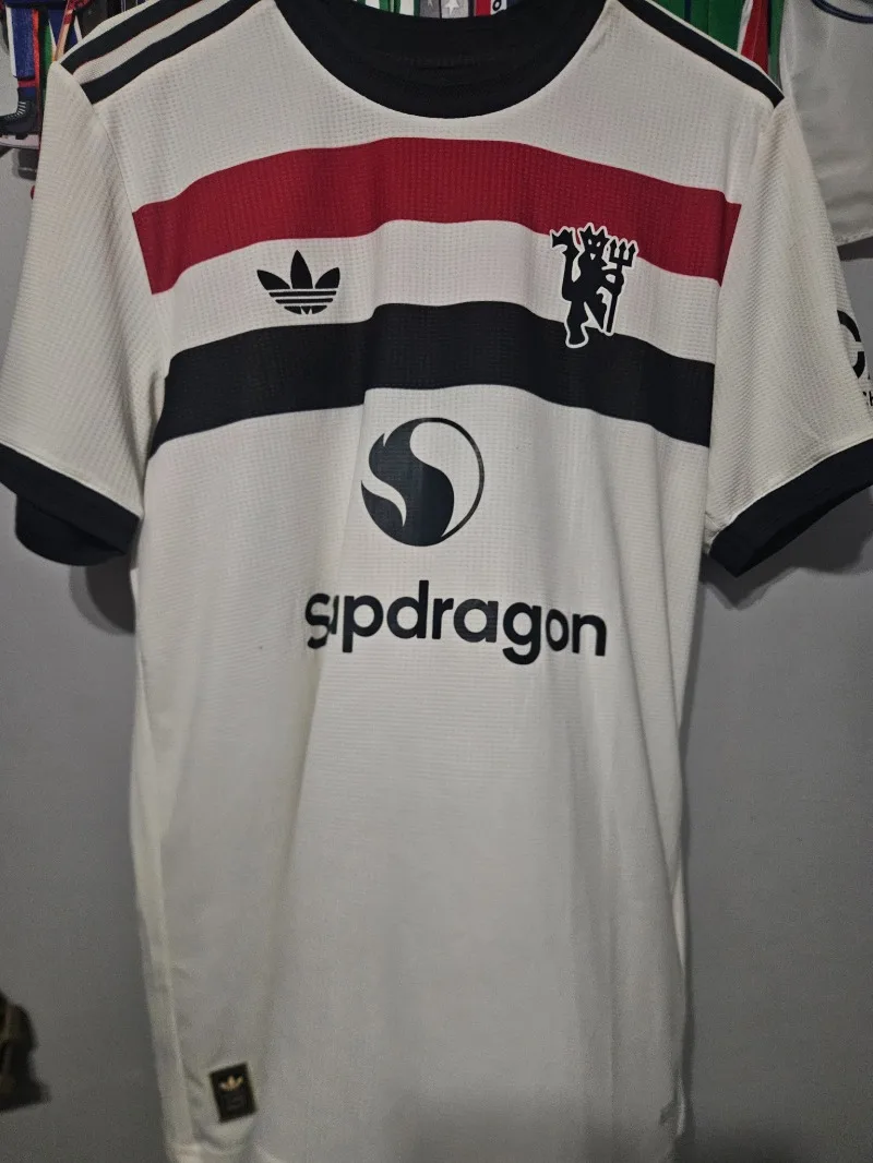 Manchester United 2024-25 Third Kit
