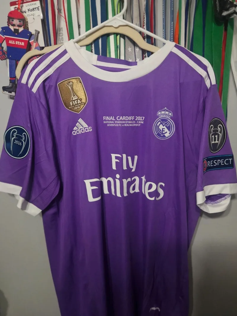 Real Madrid 2016-17 Away Kit