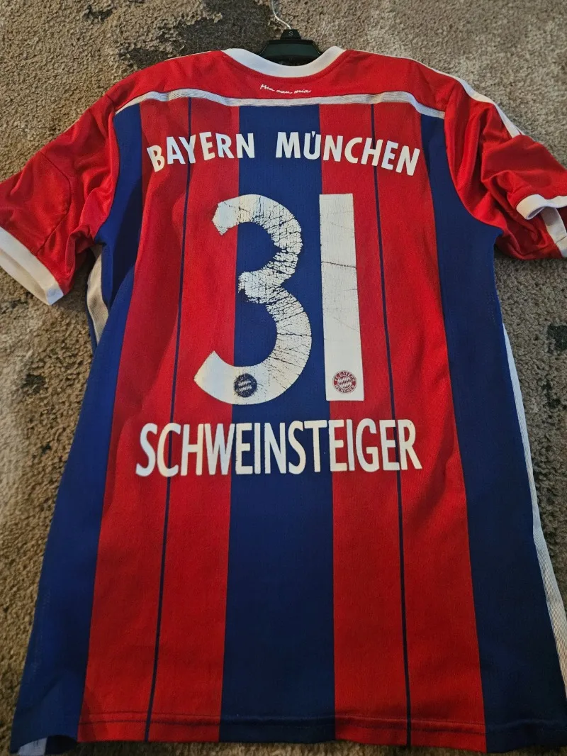 Bayern München 2014-15 Home Kit