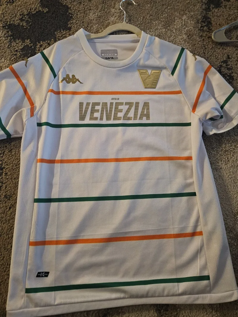 Venezia FC 2022-23 Away Kit