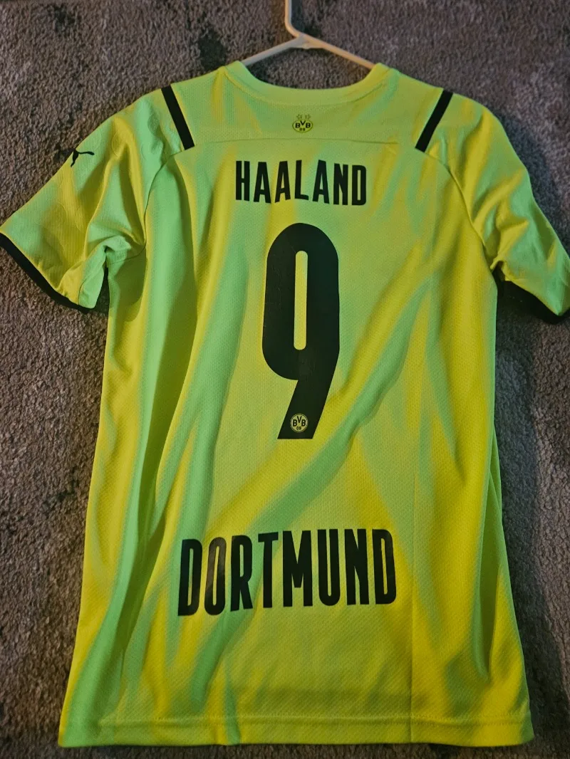 Borussia Dortmund 2021-22 European Kit