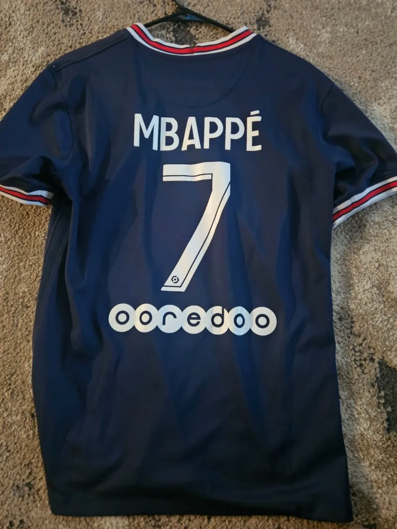 Paris Saint-Germain 2021-22 Home Kit