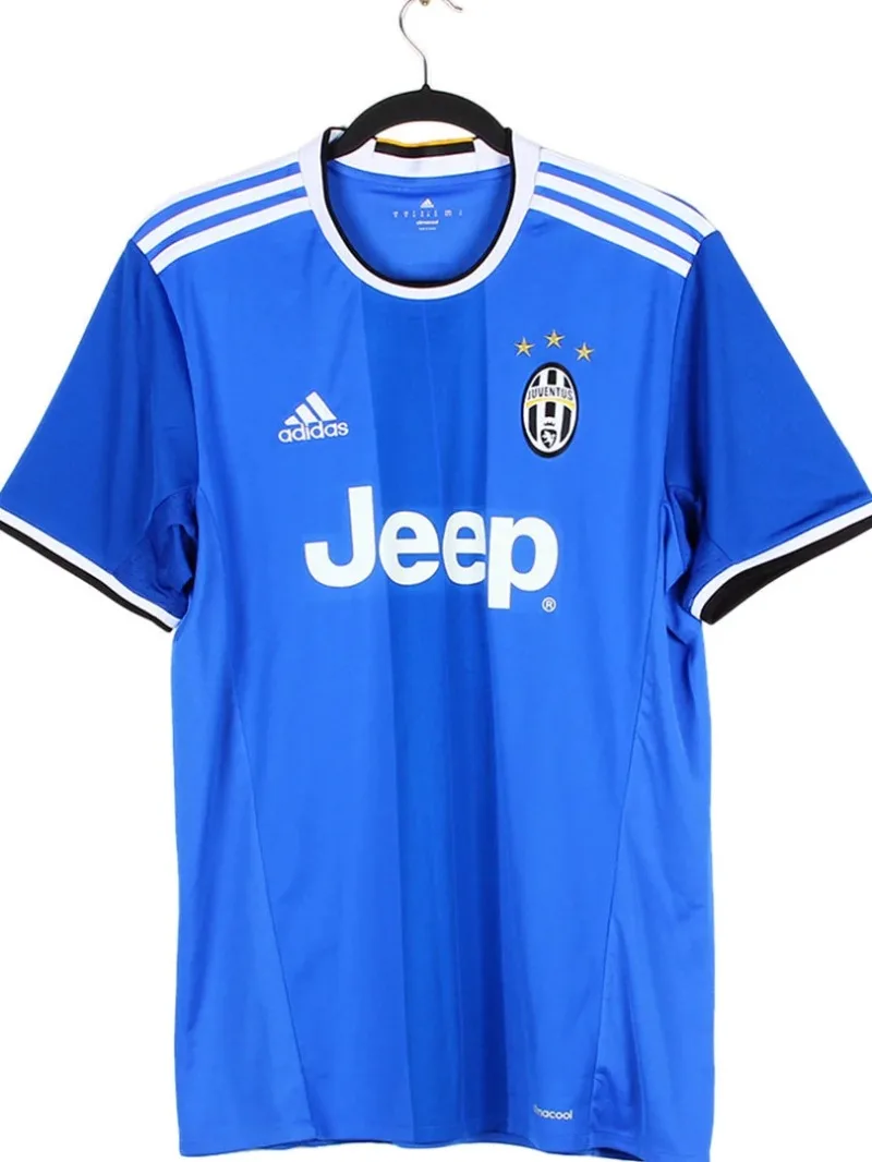 Juventus FC 2016-17 Away Kit
