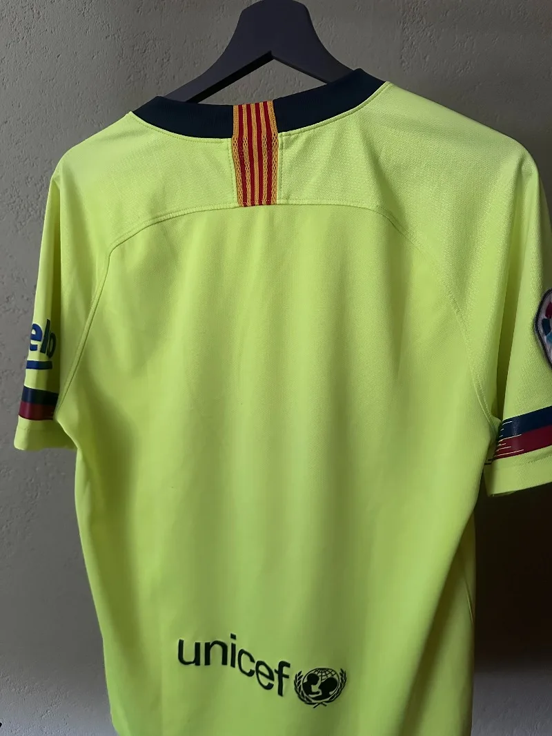 FC Barcelona 2018-19 Away Kit