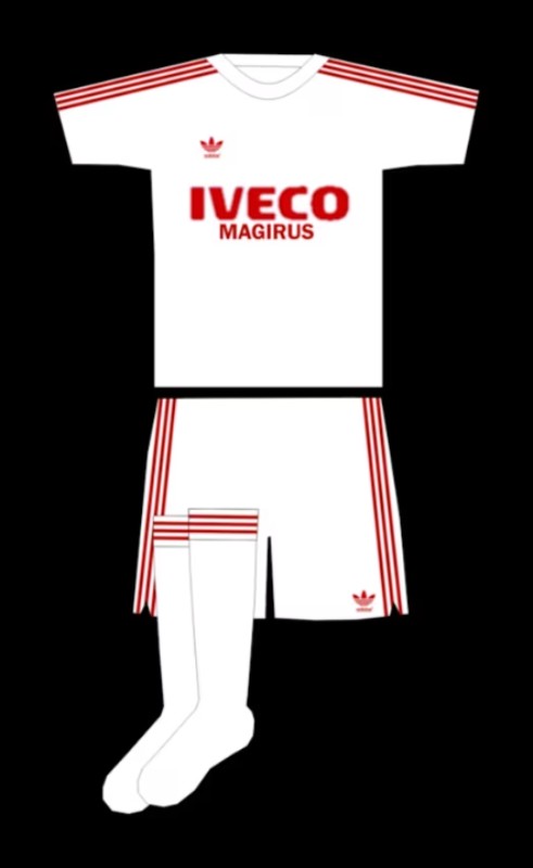 Bayern München 1982-83 Away Kit