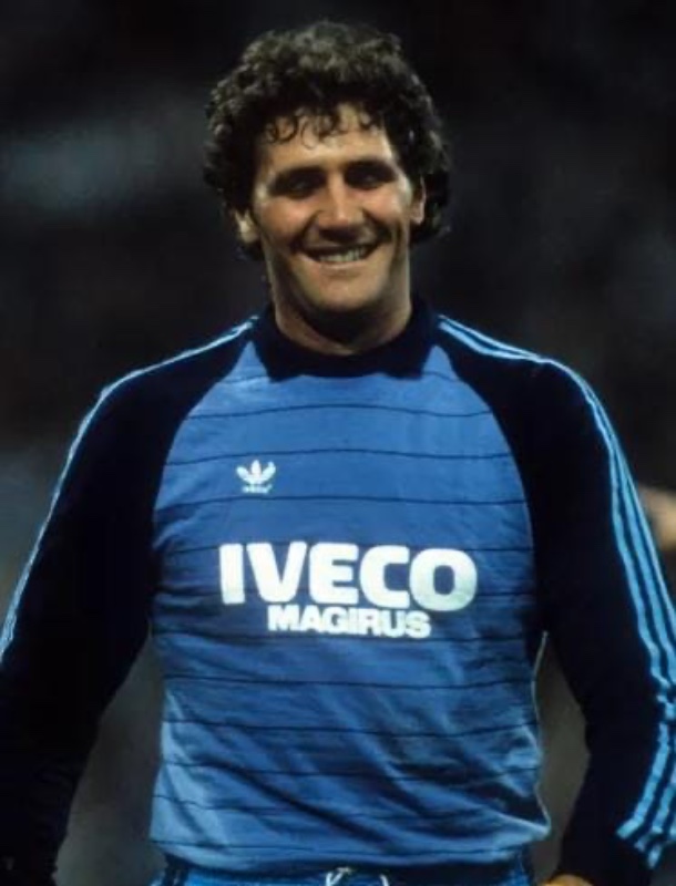 Bayern München 1982-83 GK Home Kit