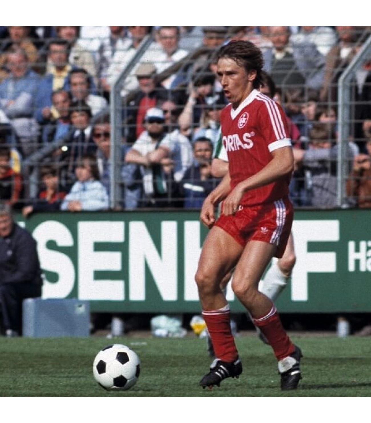 1. FC Kaiserslautern 1982-83 Home Kit