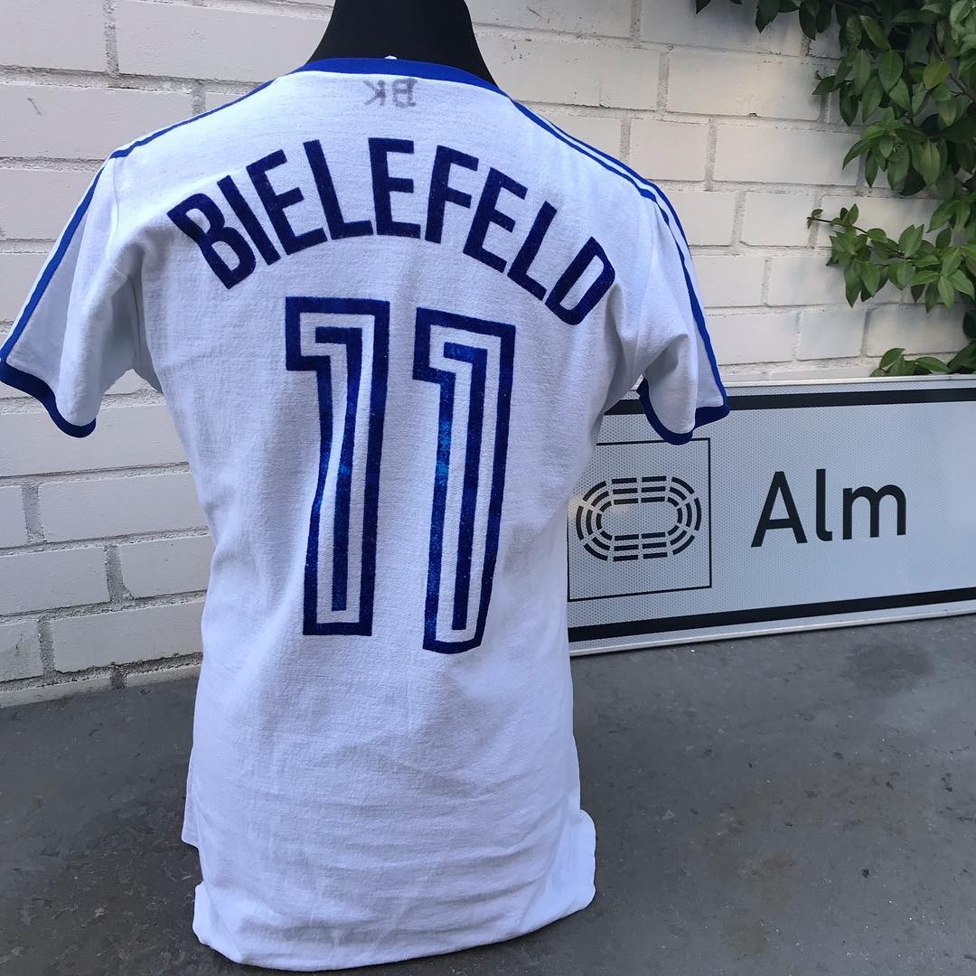 Arminia Bielefeld 1982-83 Away 2 Kit