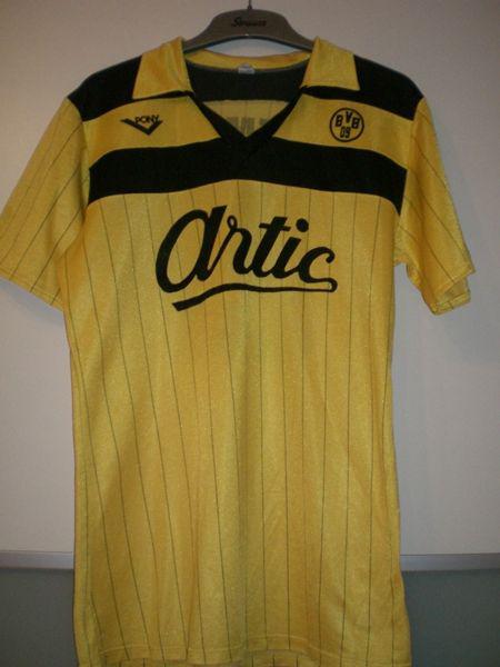 Borussia Dortmund 1983-84 Home Kit