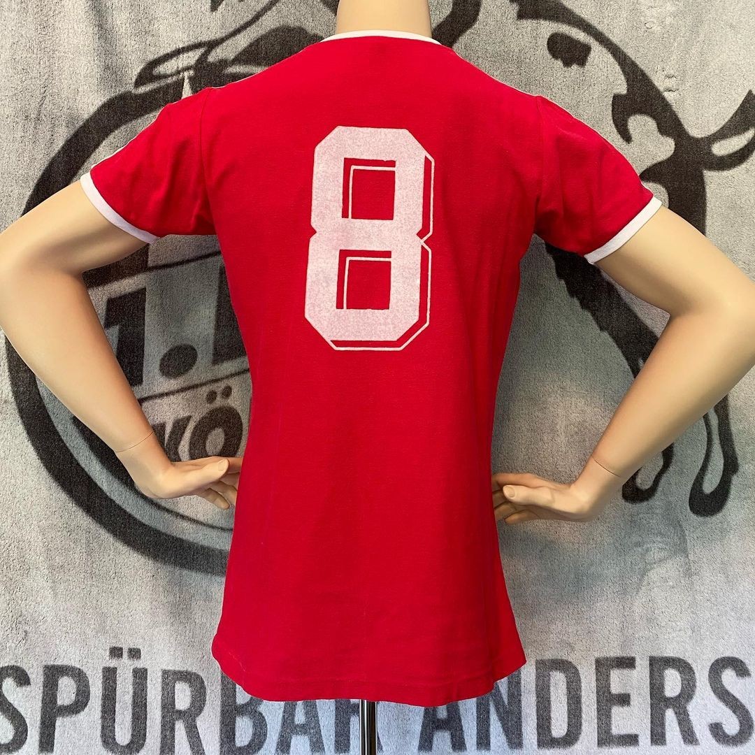 1. FC Köln 1983-84 Away Kit