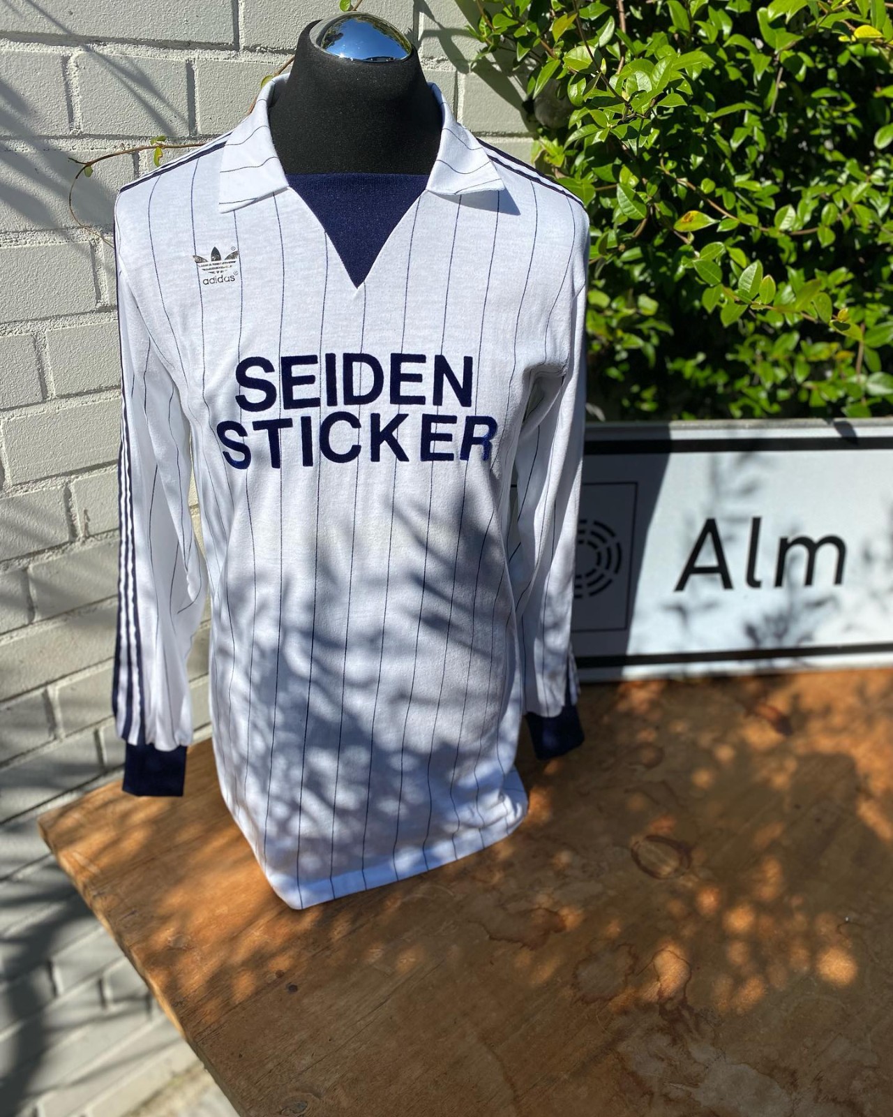 Arminia Bielefeld 1983-84 Away Kit