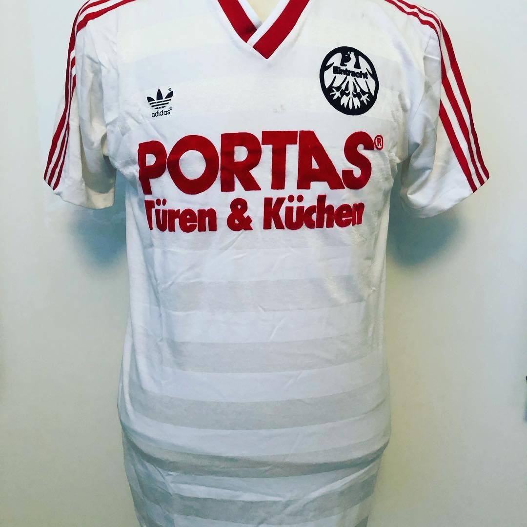 Eintracht Frankfurt 1984-85 Away Kit
