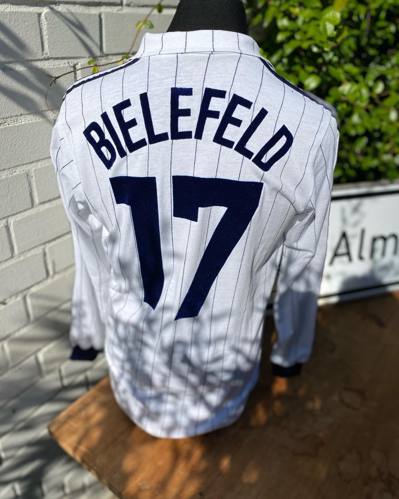 Arminia Bielefeld 1984-85 Away Kit