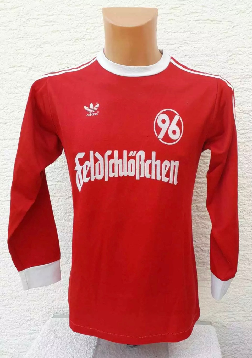 Hannover 96 1985-86 Home Kit
