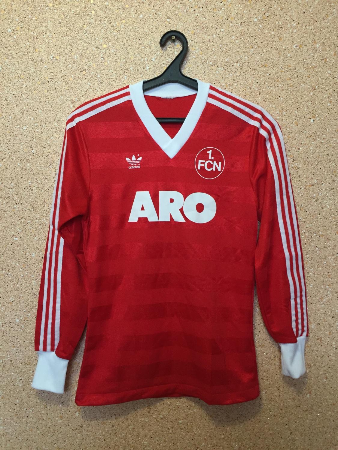 1. FC Nürnberg 1985-86 Home Kit
