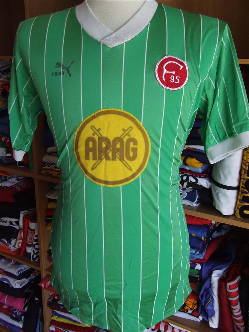Fortuna Düsseldorf 1985-86 Fourth Kit