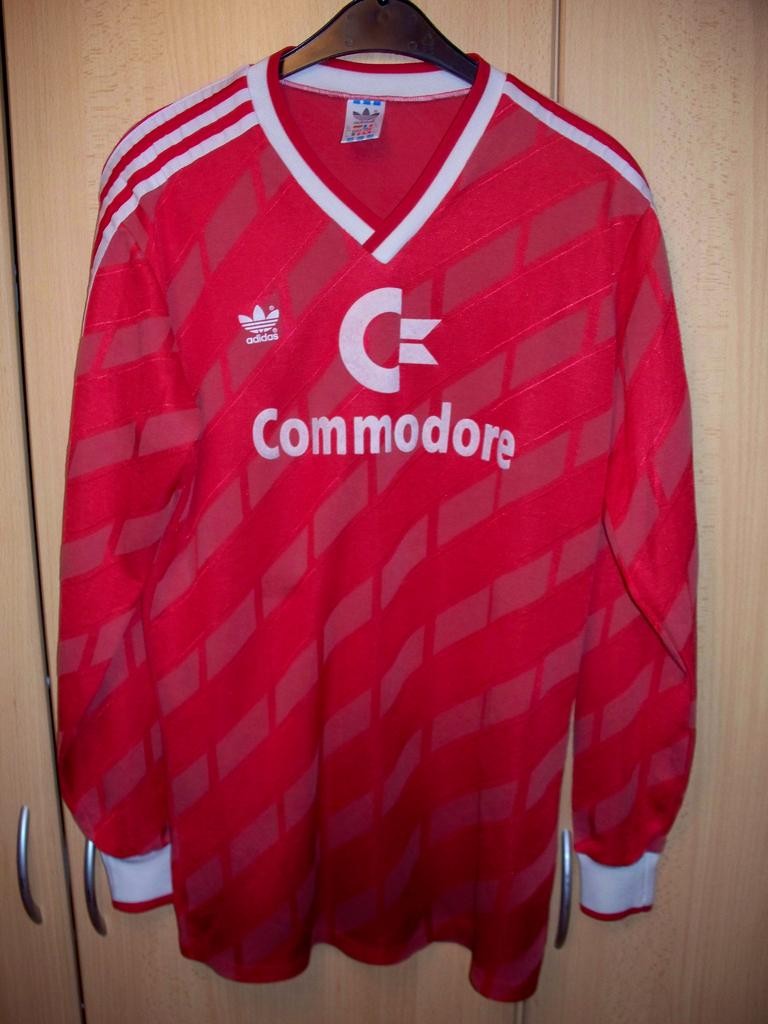 Bayern München 1986-87 Home Kit
