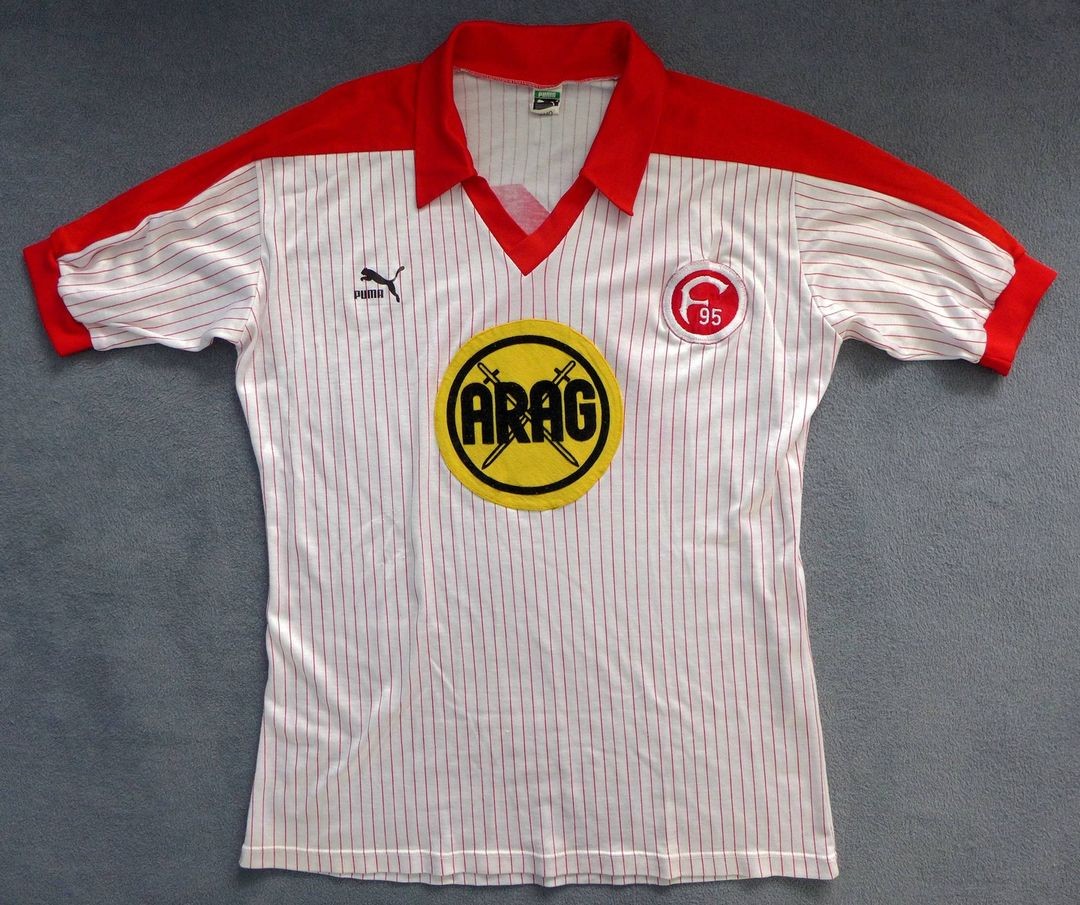 Fortuna Düsseldorf 1986-87 Home 2 Kit