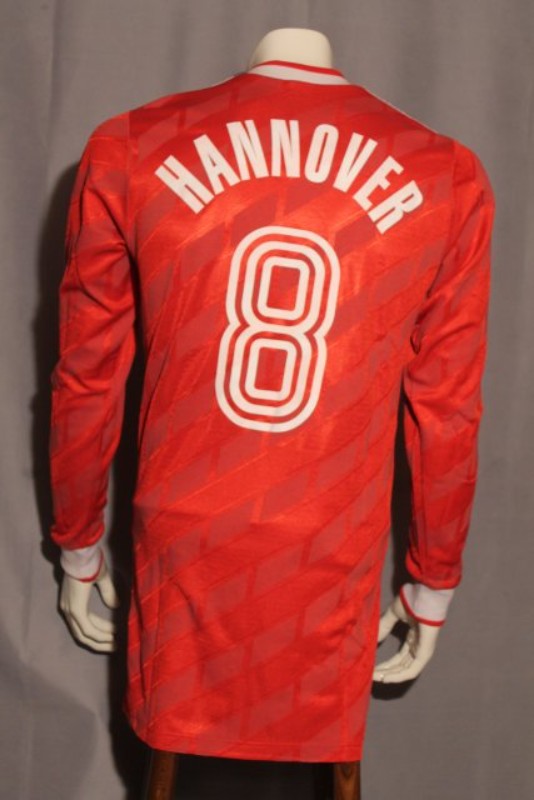 Hannover 96 1987-88 Home Kit