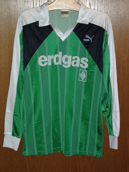 Borussia Mönchengladbach 1987-88 Away Kit