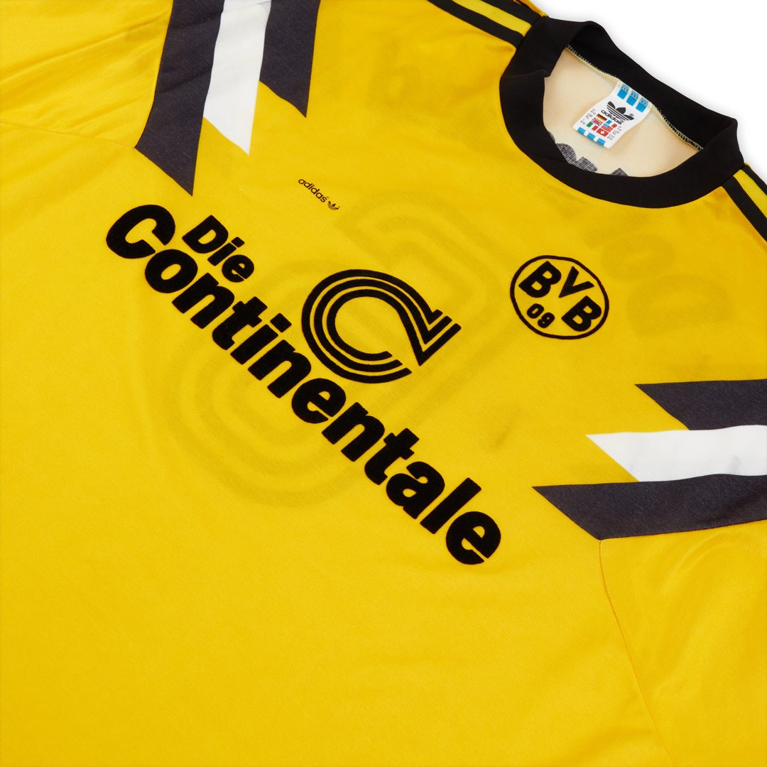 Borussia Dortmund 1988-89 DFB-Pokal Final Kit