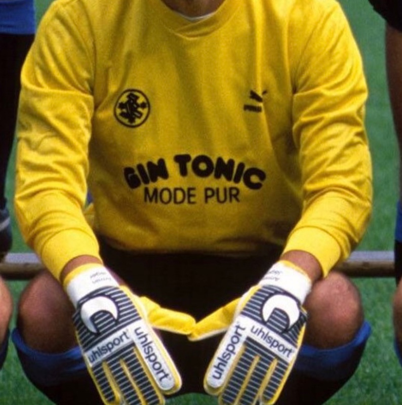 Stuttgarter Kickers 1988-89 GK 1 Kit