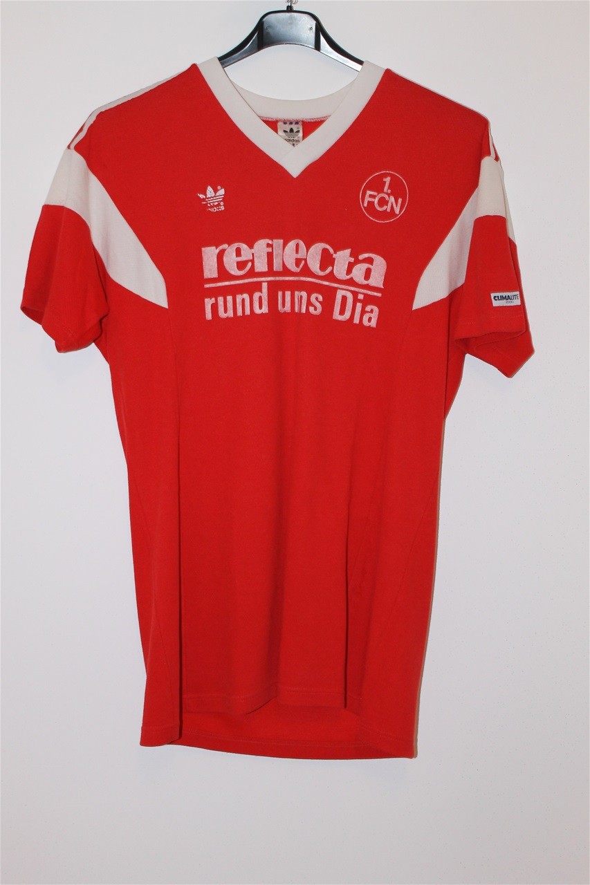 1. FC Nürnberg 1989-90 Home Kit