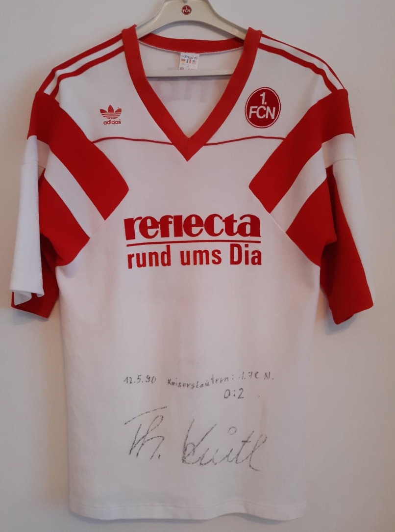 1. FC Nürnberg 1989-90 Away 2 Kit