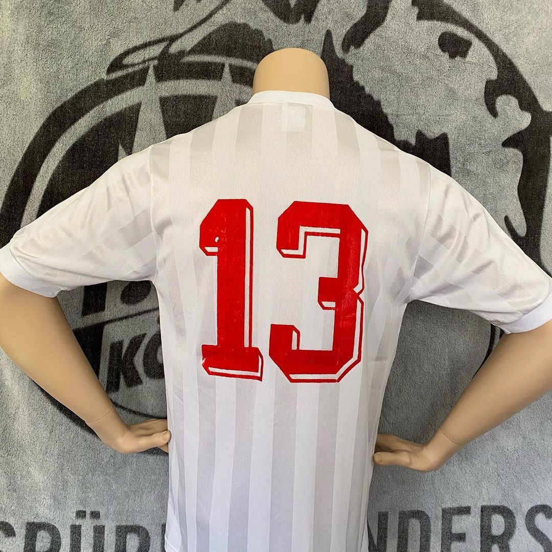 1. FC Köln 1989-90 European Home Kit