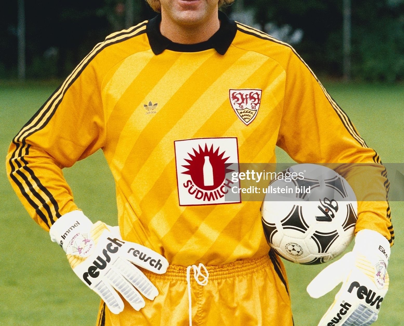 VfB Stuttgart 1989-90 GK 1 Kit