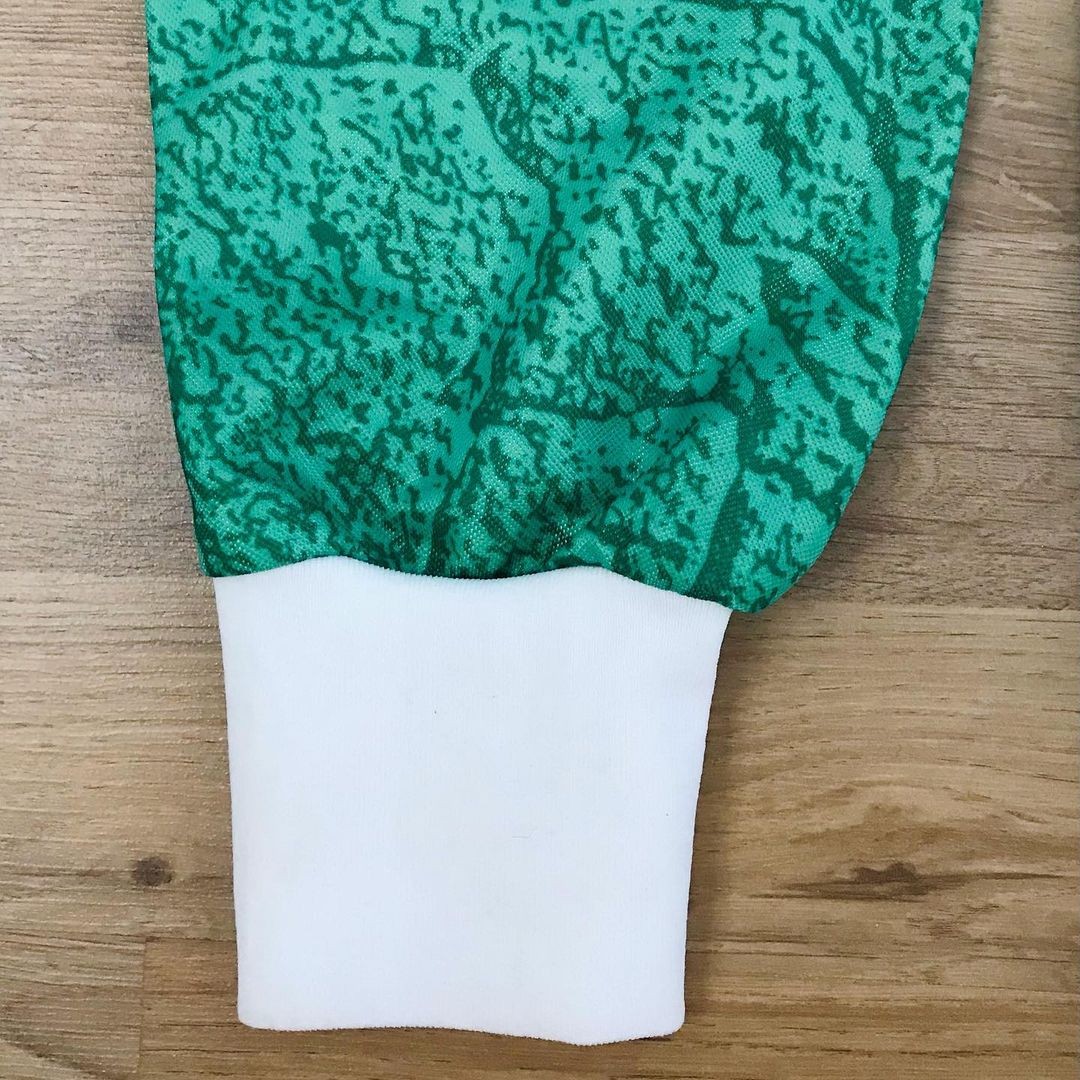 Werder Bremen 1989-90 Away 2 Kit