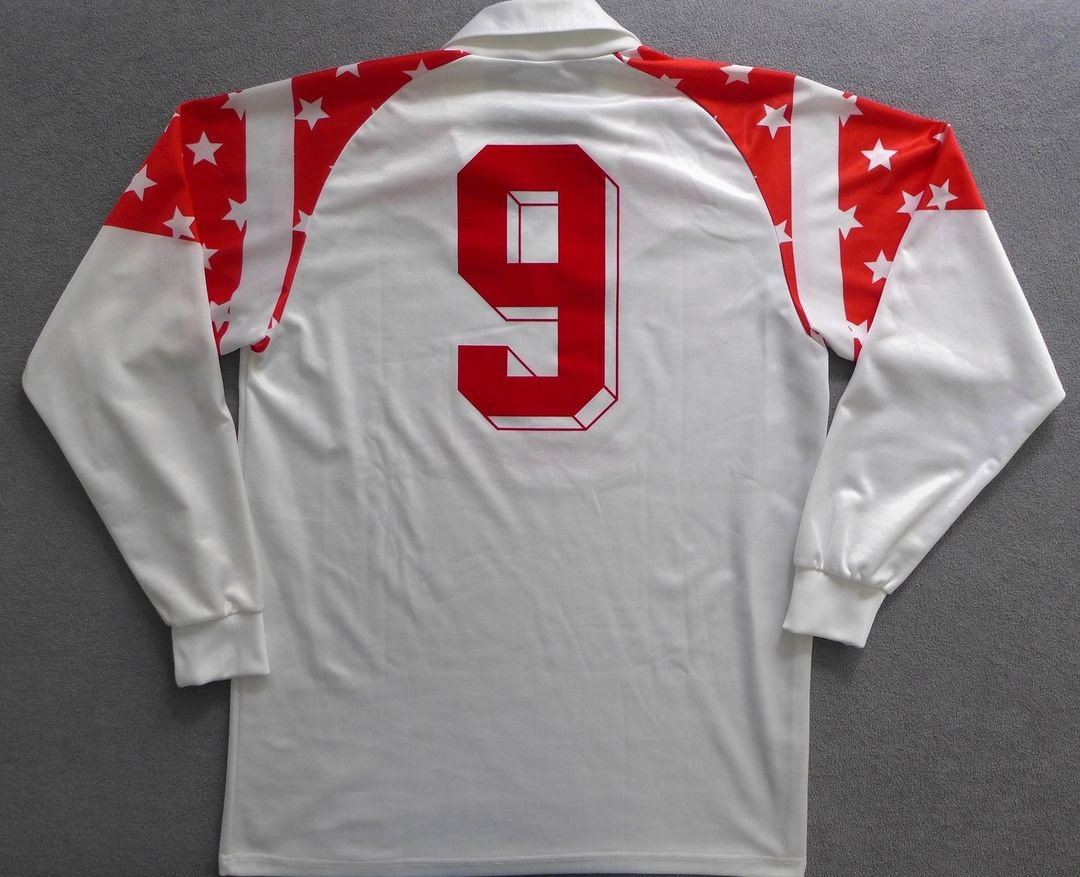 Fortuna Düsseldorf 1989-90 Fifth Kit