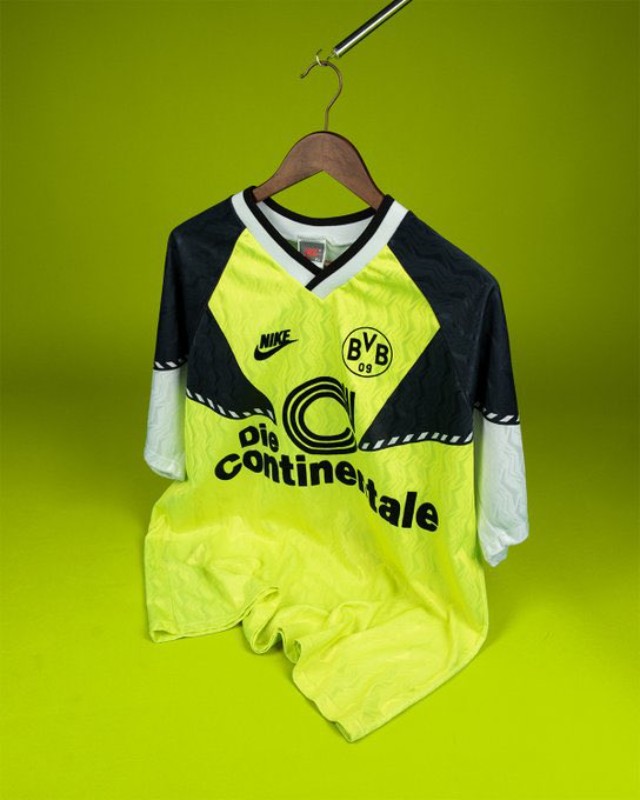 Borussia Dortmund 1990-91 Home Kit