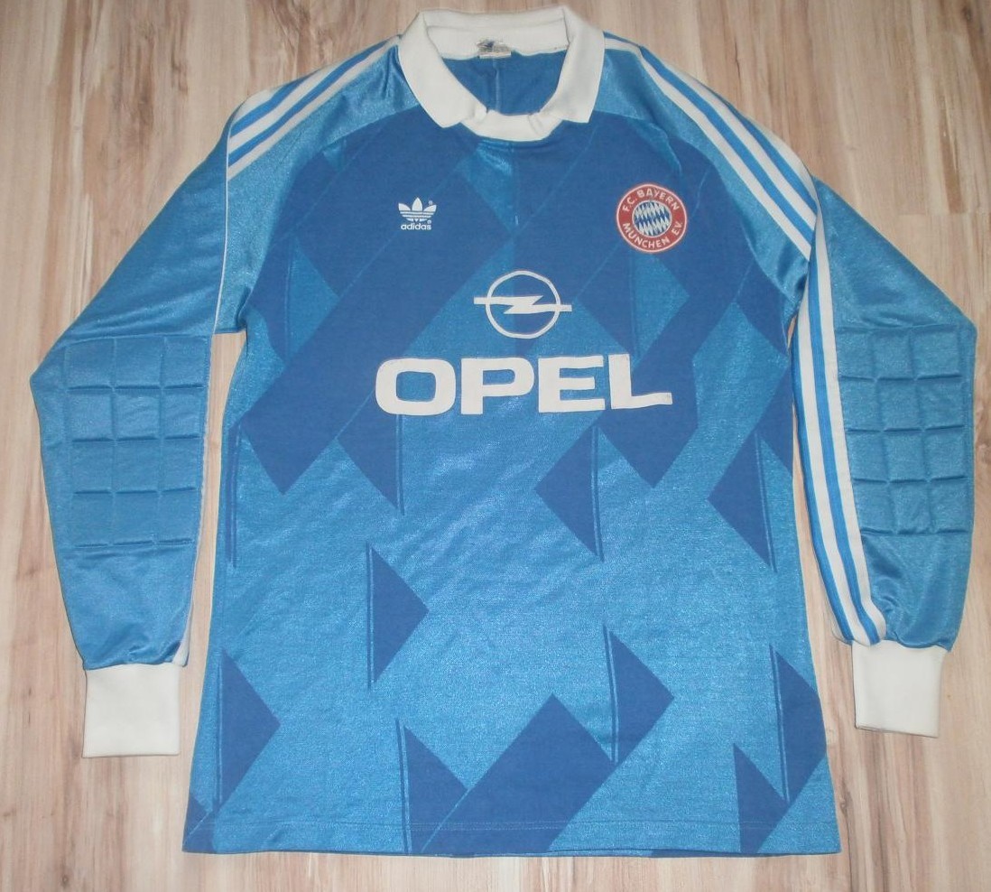 Bayern München 1990-91 GK Kit