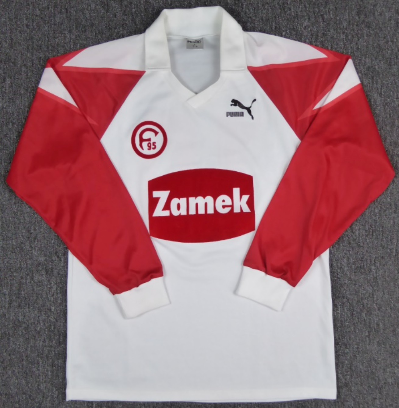 Fortuna Düsseldorf 1990-91 Home Kit