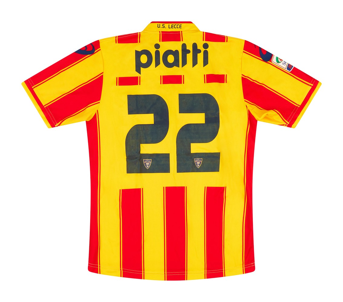 US Lecce 2011-12 Home Kit