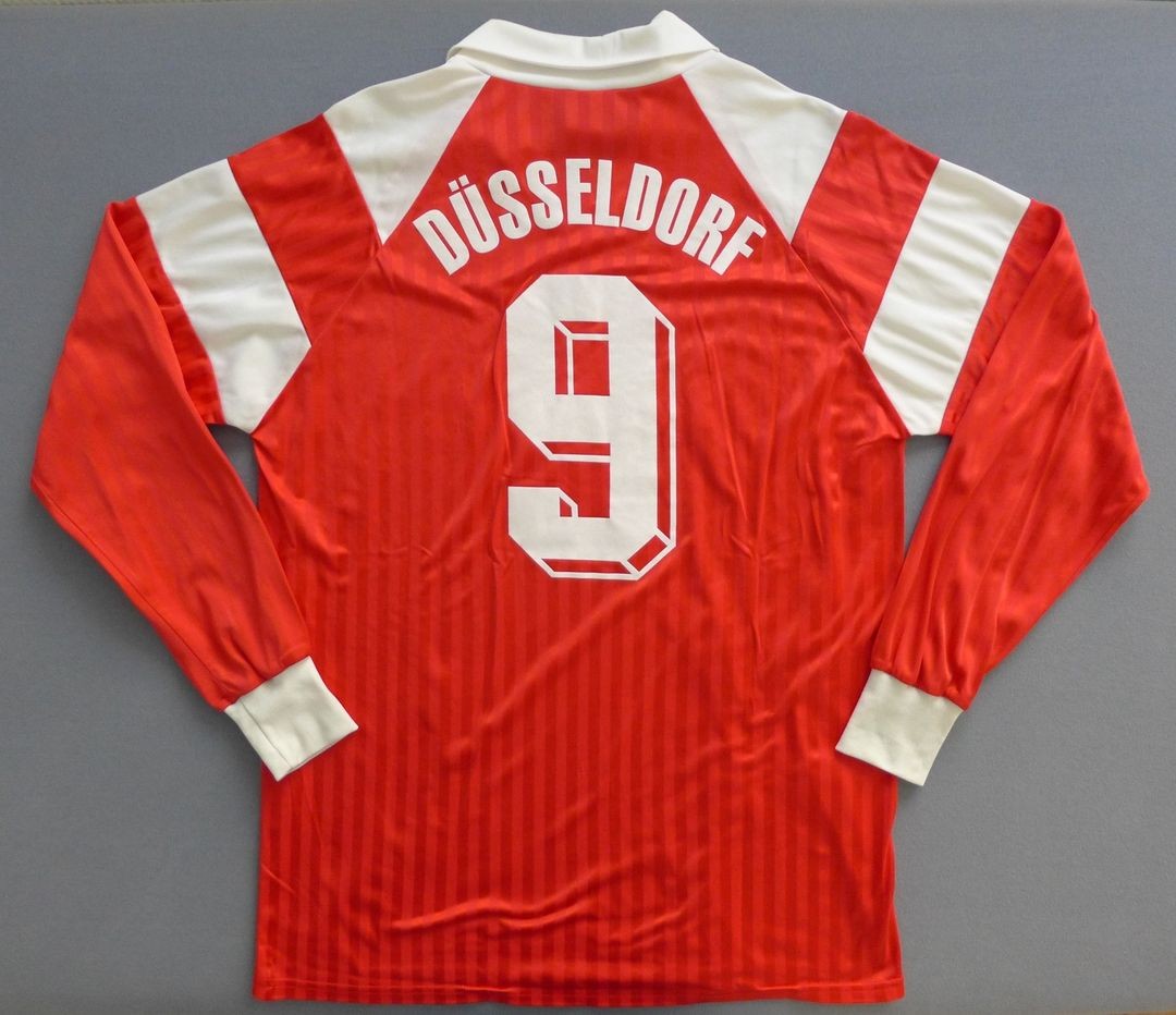 Fortuna Düsseldorf 1991-92 Away Kit