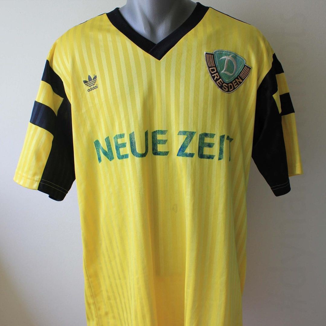 Dynamo Dresden 1992-93 Home Kit