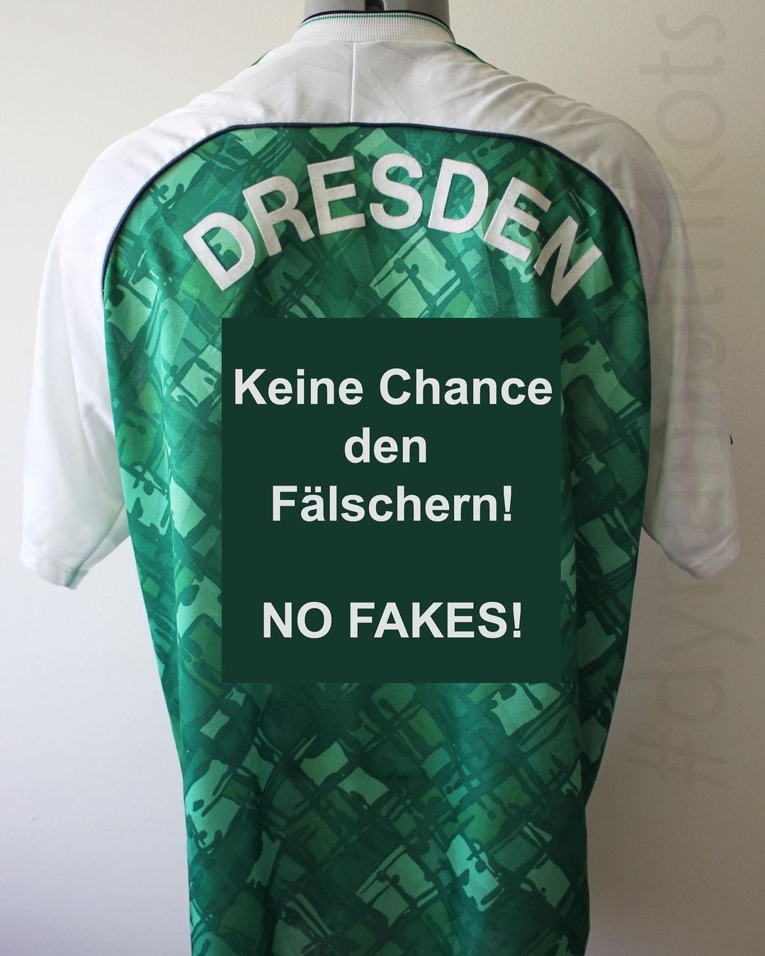 Dynamo Dresden 1992-93 Away Kit