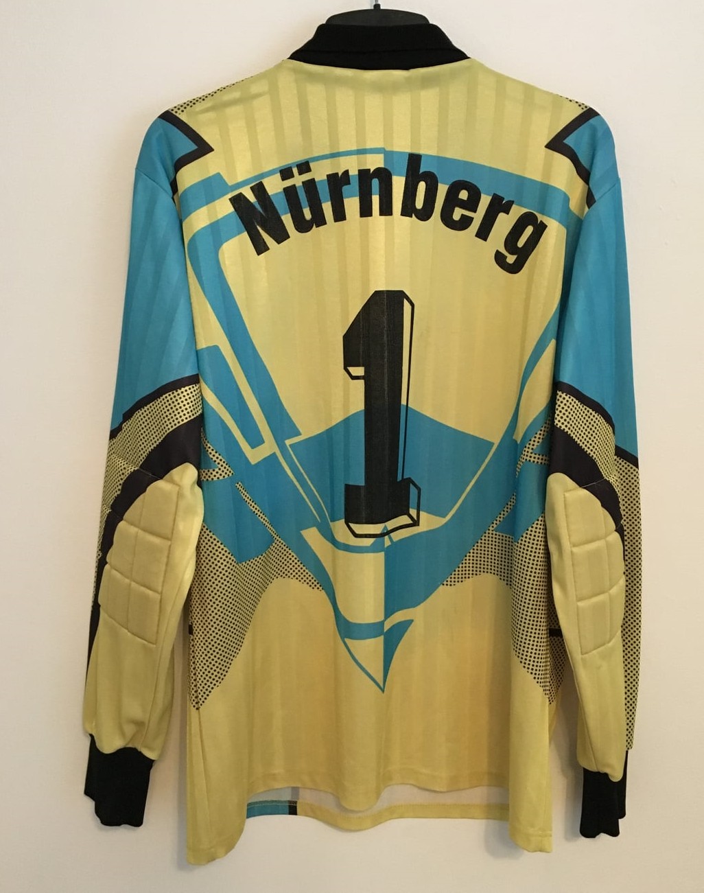 1. FC Nürnberg 1993-94 GK 1 Kit