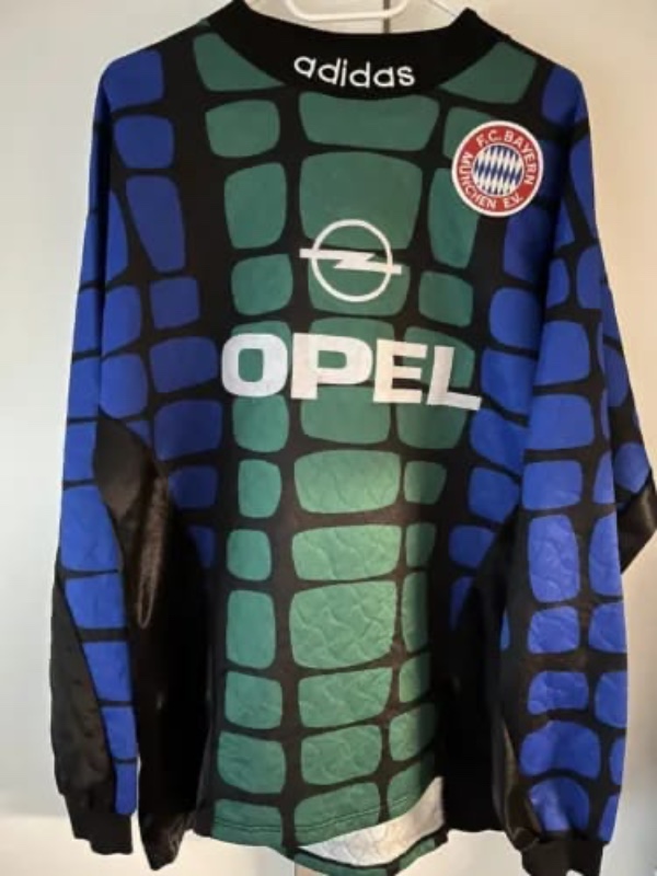 Bayern München 1994-95 GK Away Kit