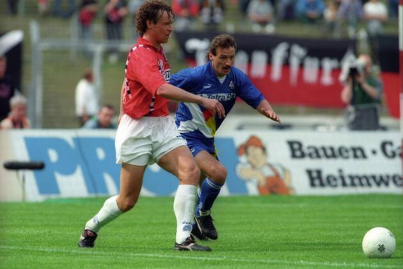 Eintracht Frankfurt 1994-95 Third Kit